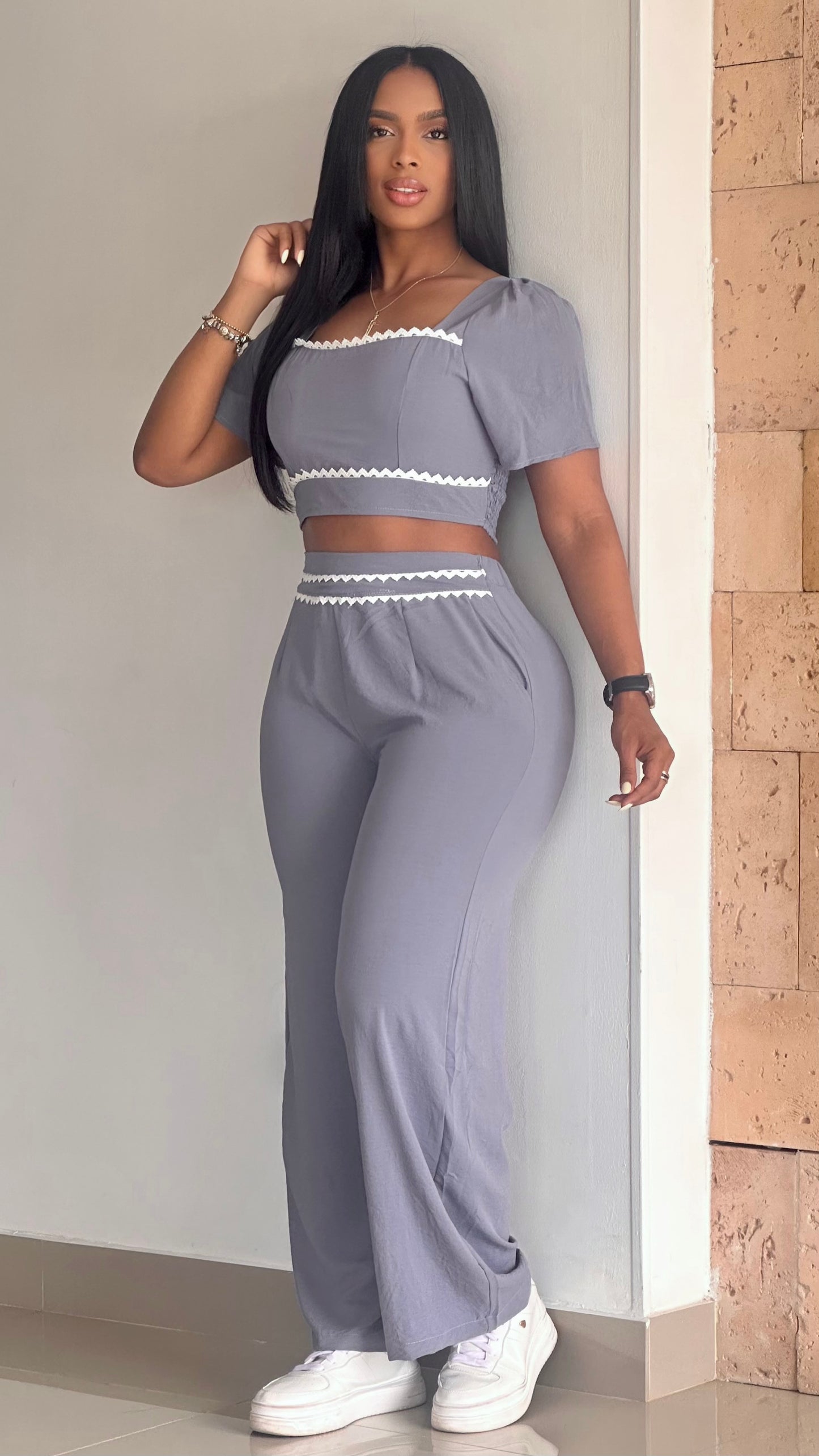 CONJUNTO EN CHALIS Y GUIPIUR ESPALDA ENRESORTADA - 66356