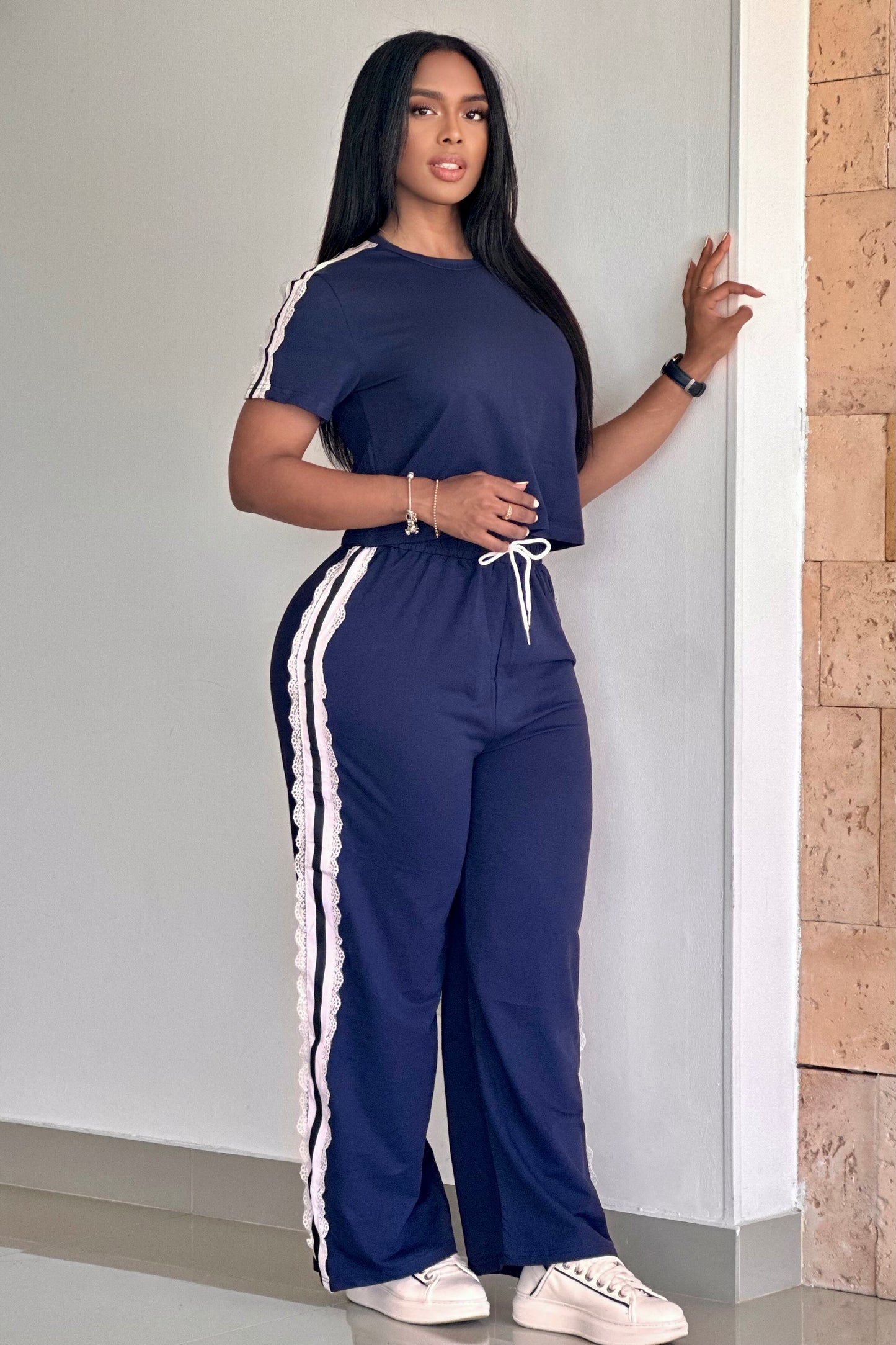 CONJUNTO LARGO CON DETALLE GUIPIUR LATERAL ALGODON LYCRADO - 85568