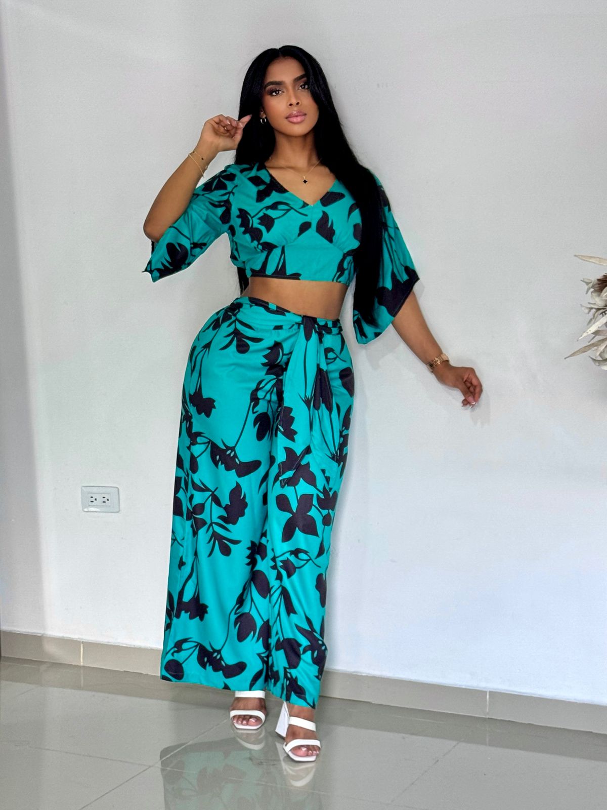 CONJUNTO LARGO FLORES EN CHALIS - 2624