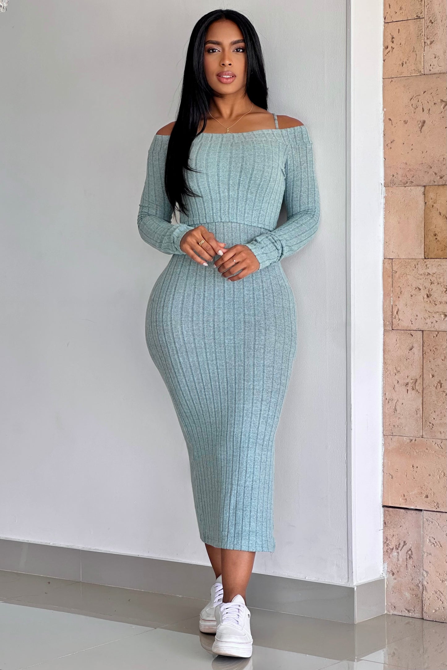 VESTIDO TIRAS CON BUZO CUELLO BANDEJA - VS