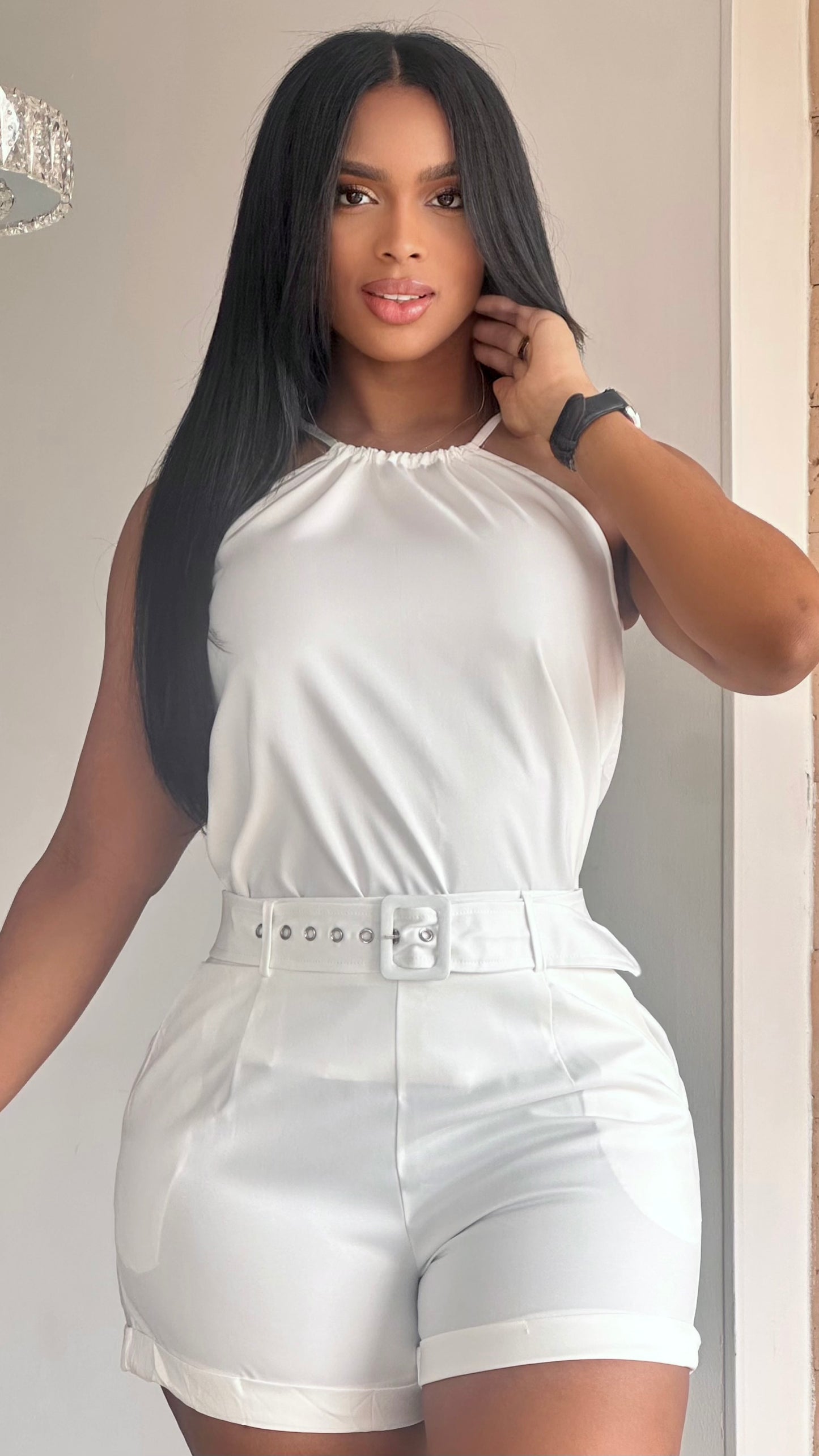 CONJUNTO  CON CORREA FORRADA EN SHORT CINTURA ENRESORTADA - 67421