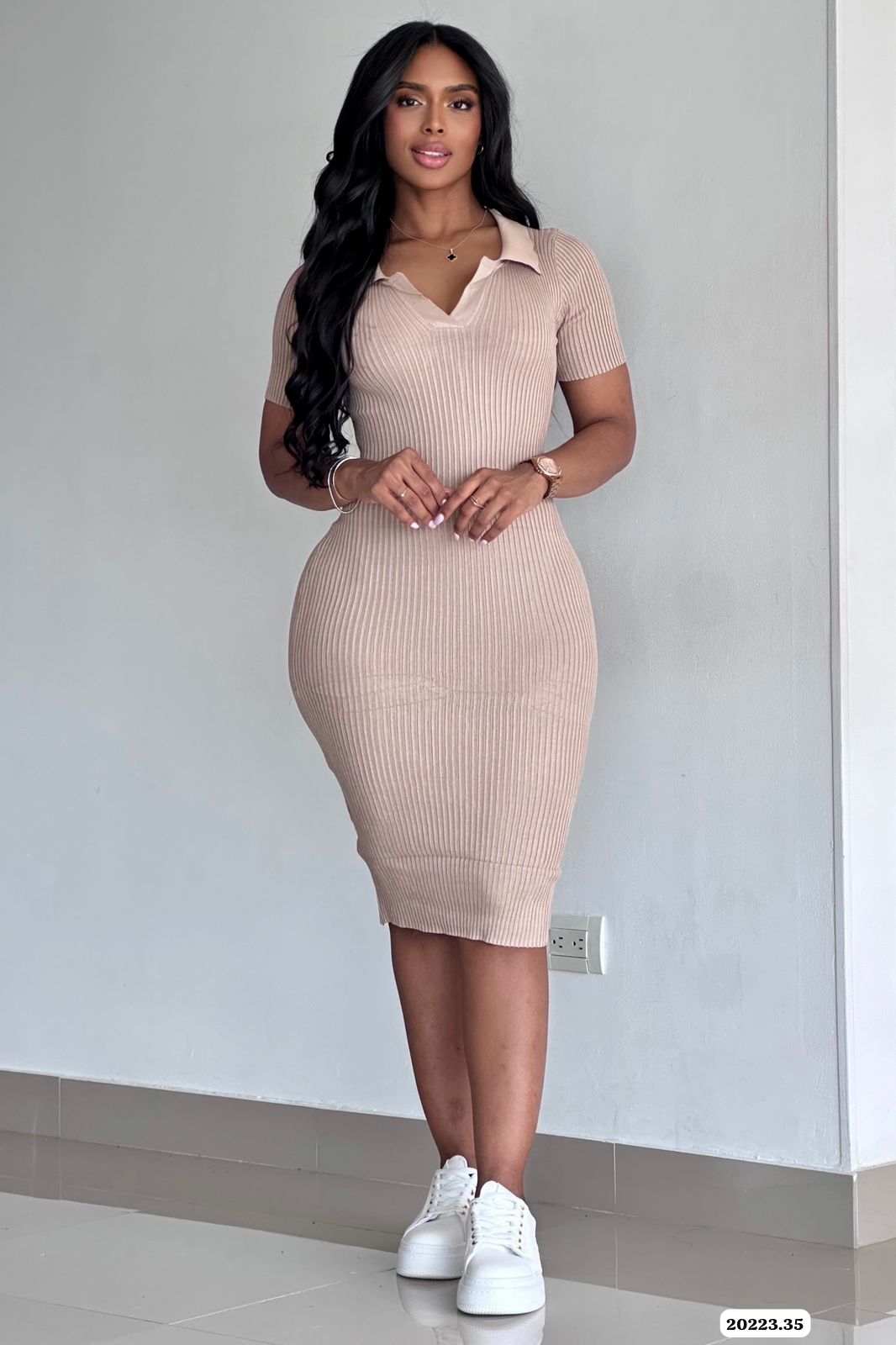 VESTIDO UNICOLOR BASICO - 20223