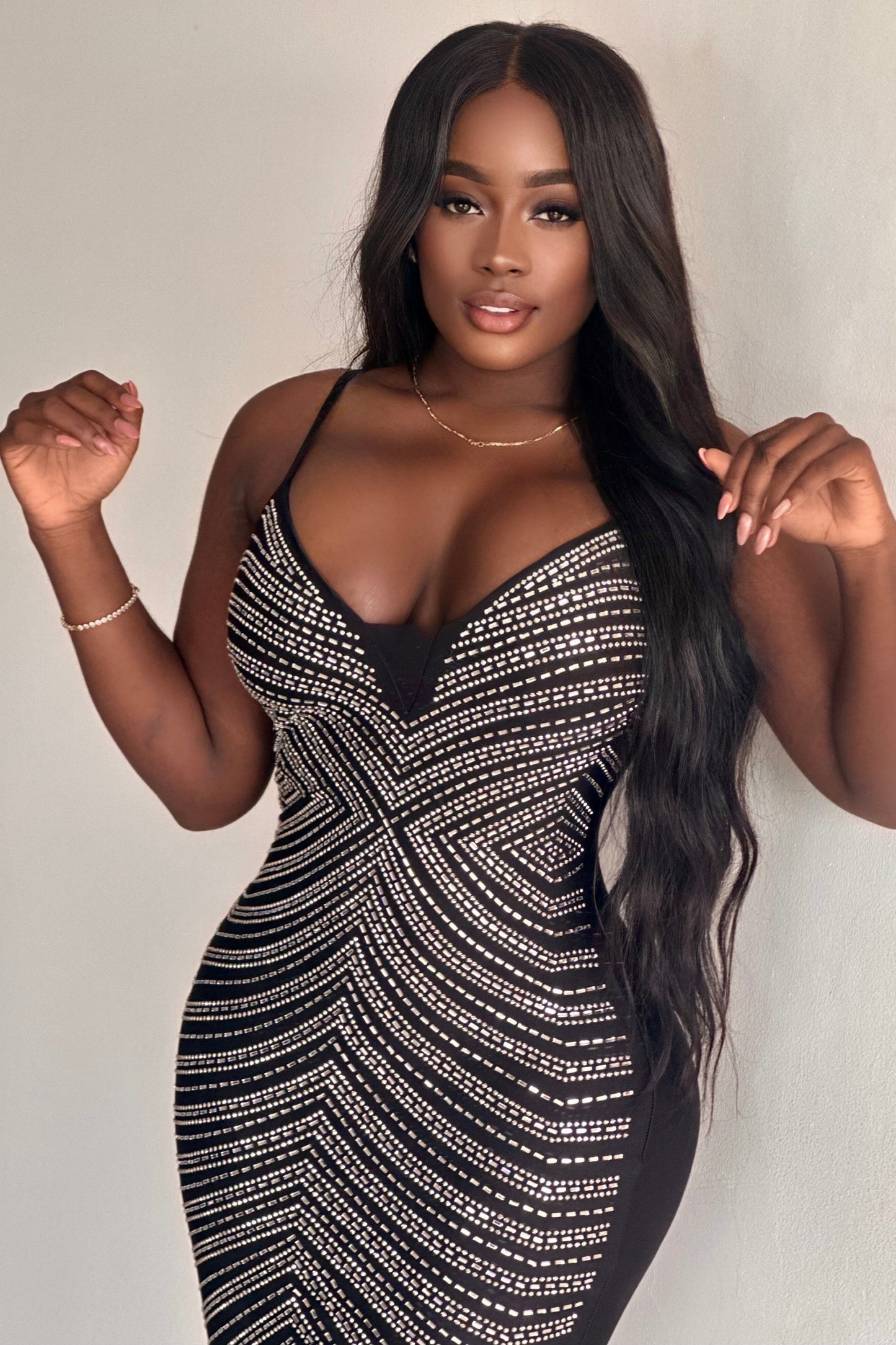 VESTIDO LARGO CON ESCOTE EN V MALLATEX - 0757