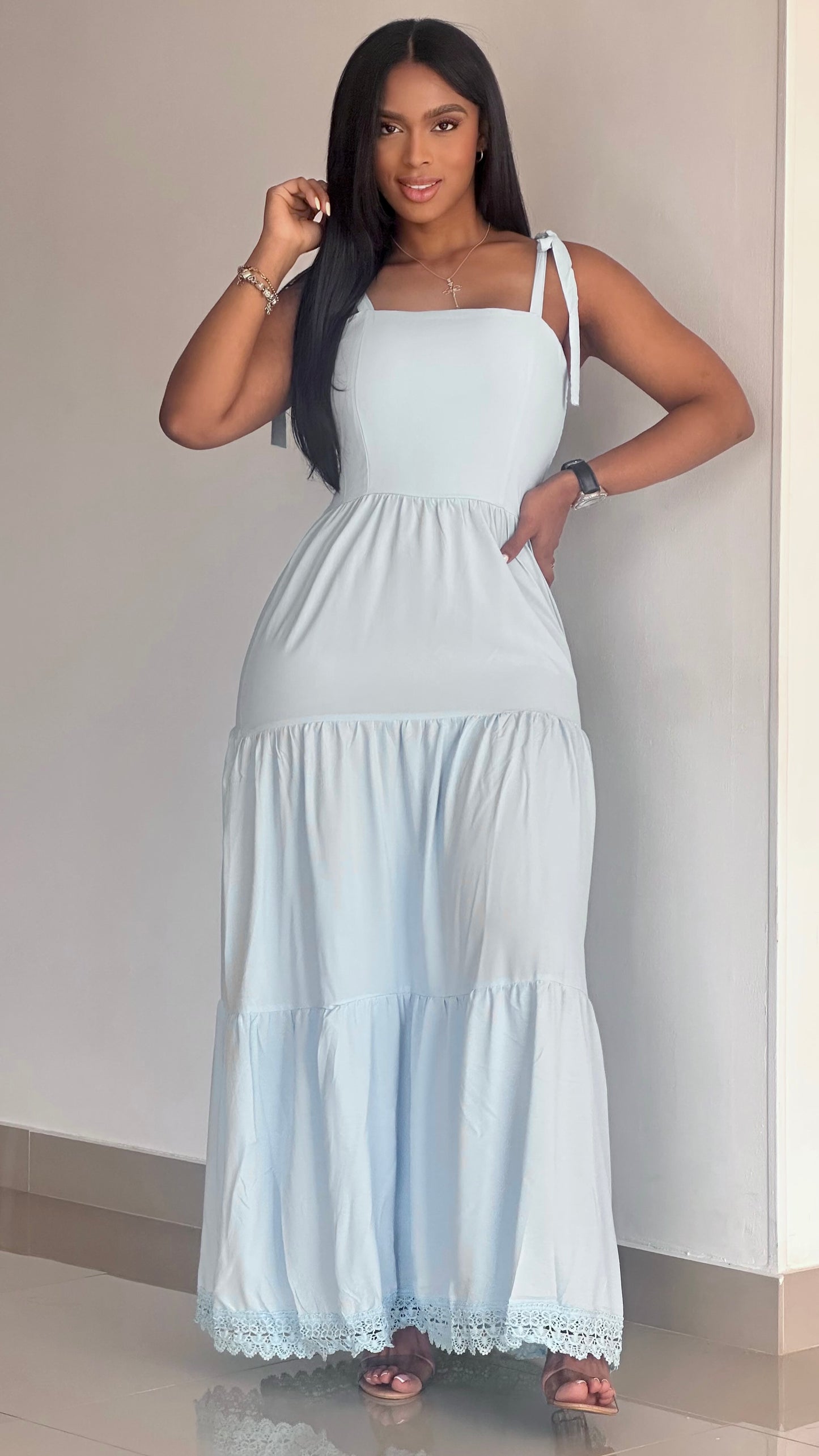 VESTIDO DE AMARRAR GUIPIUR Y TIRA DE AMARRAR EN HOMBRO - 41254