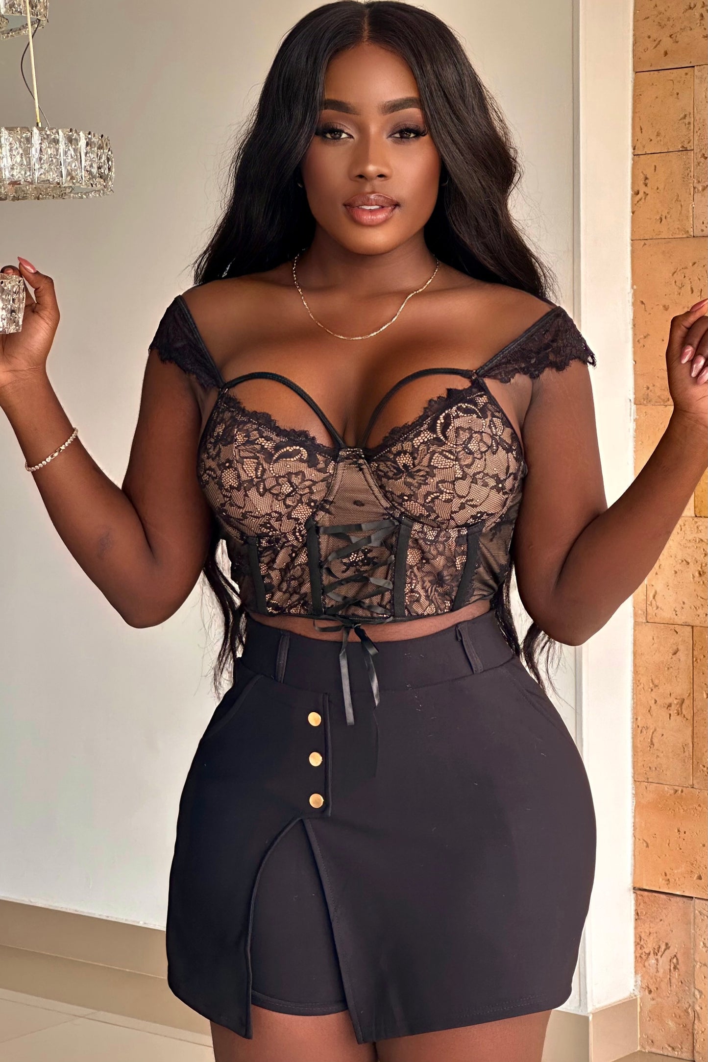 CORSET EN ENCAJE CON LAZO - GM2507