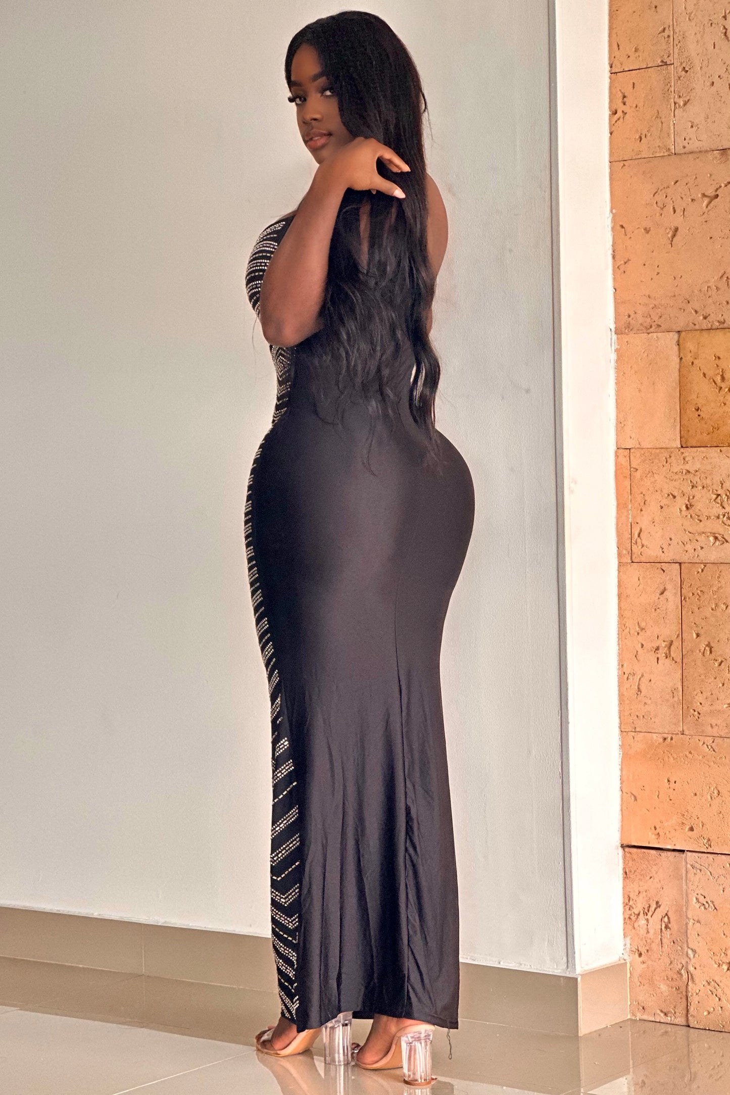 VESTIDO LARGO CON ESCOTE EN V MALLATEX - 0757