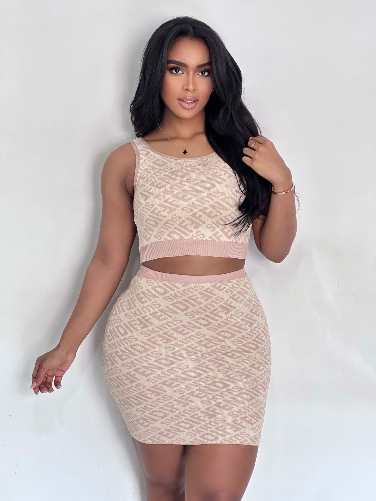 CONJUNTO EN HILO FALDA FD - MZ5085