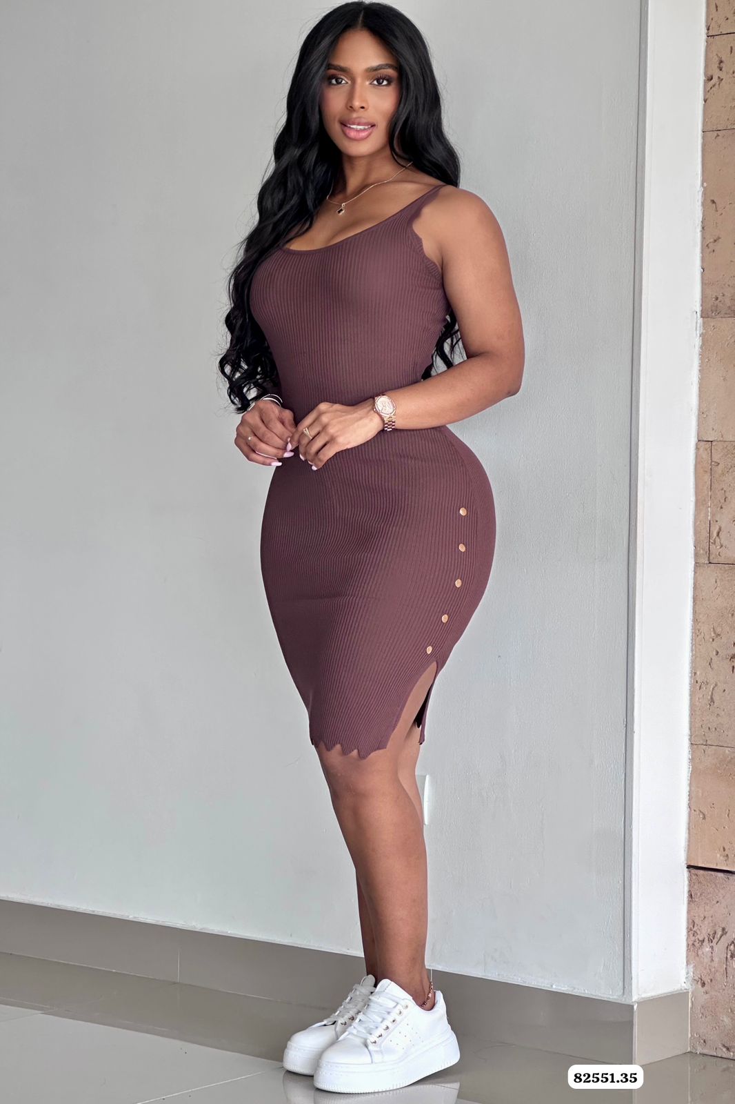 VESTIDO BASICO BOTONES LATERAL CORTE - 82551