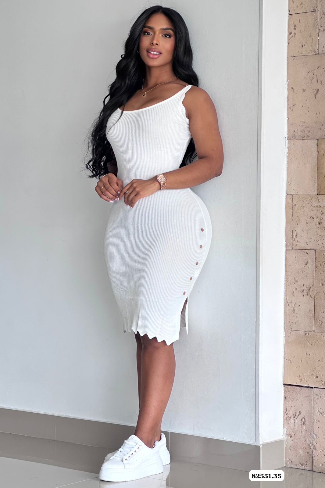 VESTIDO BASICO BOTONES LATERAL CORTE - 82551