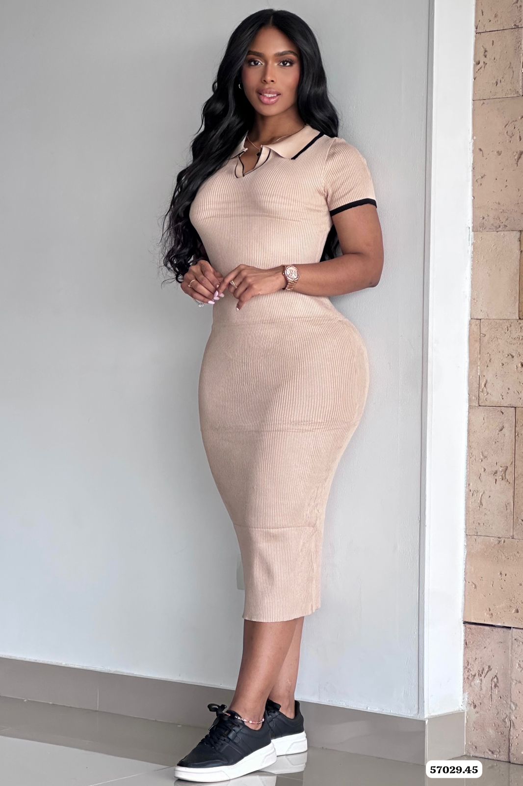 VESTIDO EN HILO TIPO POLO CUELLO CON LINEA - 57029